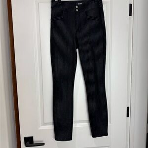 PAIGE Women's Black and White Striped Skinny Jeans